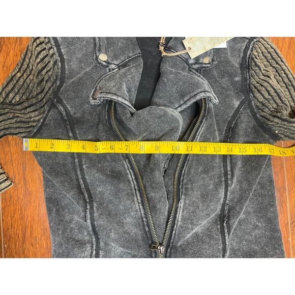 Gimmicks Pieced Sweater Jacket Washed Black Terry Zip Front jacket Sz M NWT - Picture 7 of 10